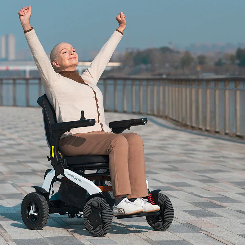 Robooter E60 Folding Powerchair – All-Terrain Omni-Wheel Electric Wheelchair with Long Range