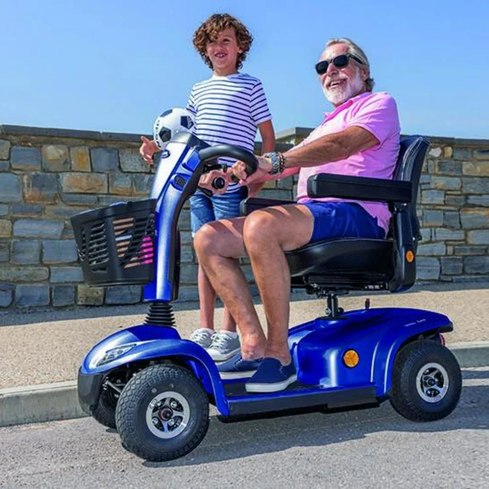 Invacare Leo Mobility Scooter – 6mph Road-Legal with 23.6-Mile Range & Swivel Captain’s Seat