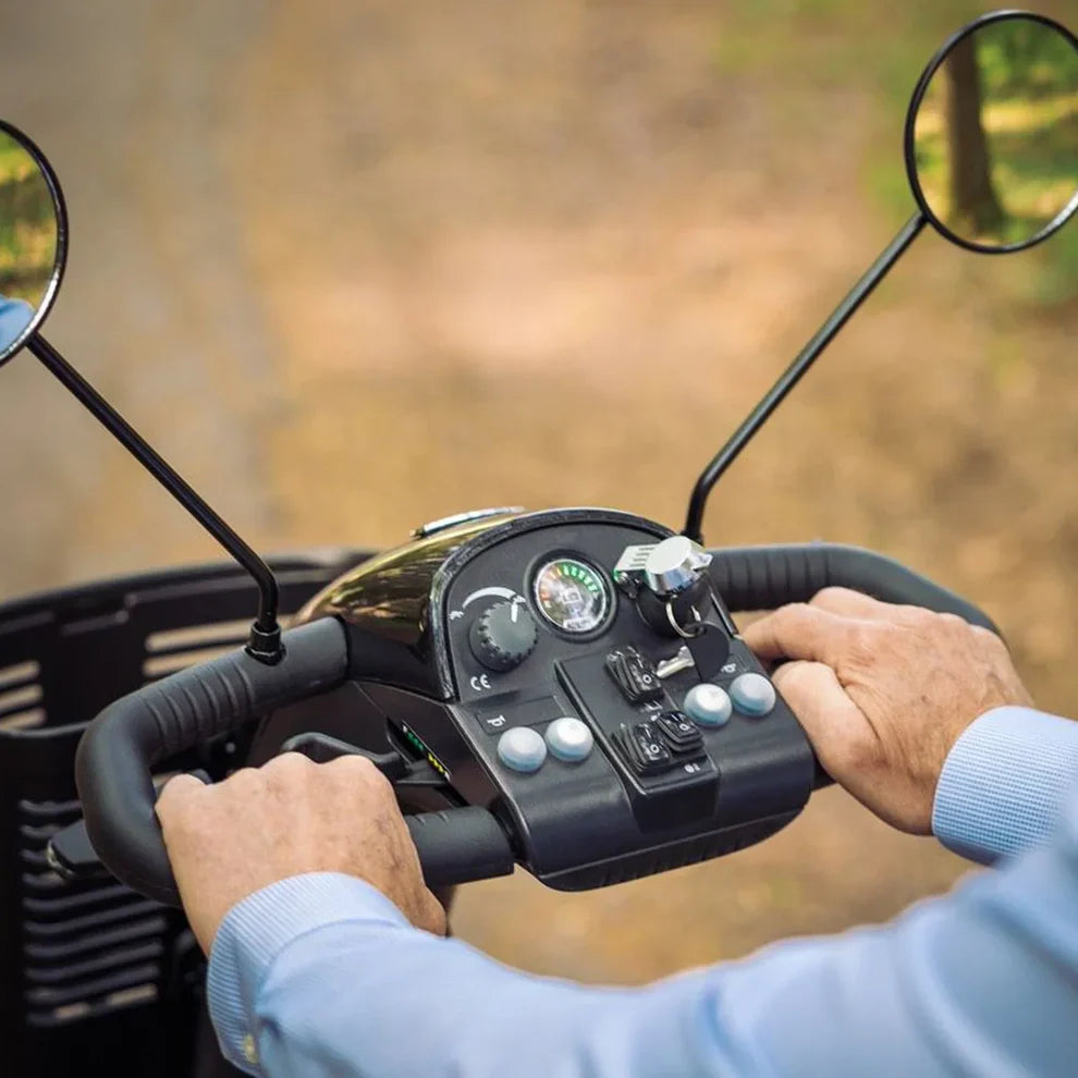 Pursuit 2.0 8 mph Mobility Scooter – Lithium-Powered, Long-Range & High-Speed