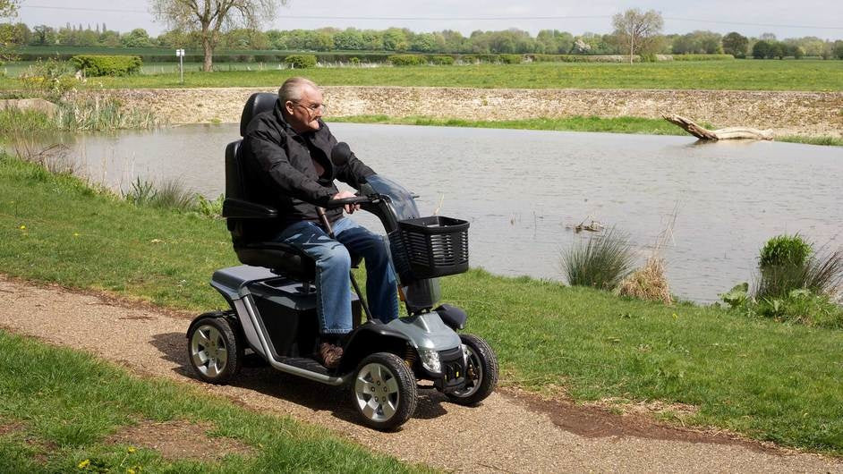 Colt Executive 8 mph Mobility Scooter – Luxury Ride with Full Suspension & Pneumatic Tyres